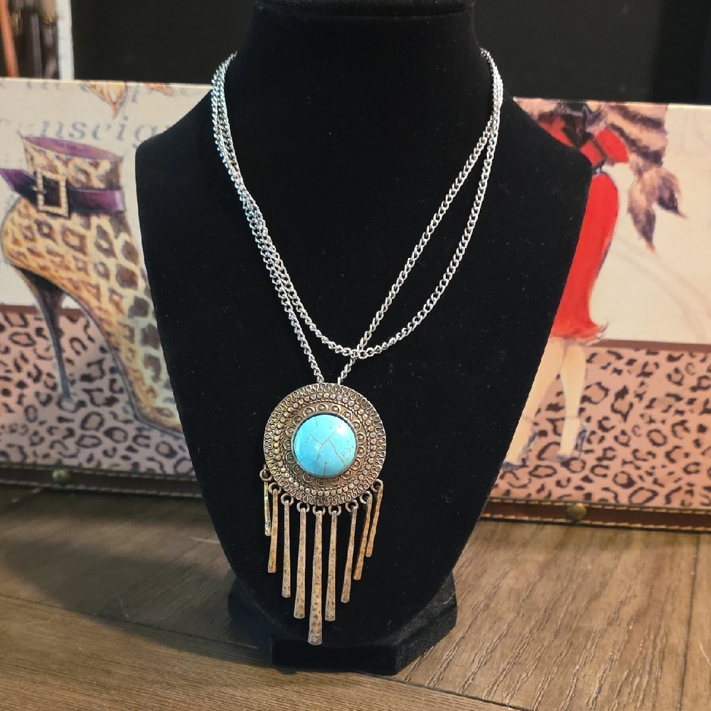 Chic Turquoise and Gold Fringe Necklace